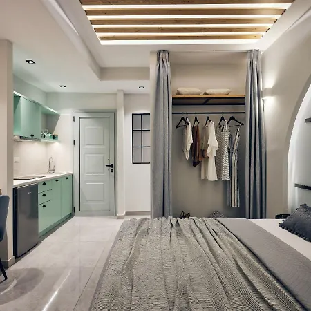 Bella Vista Building A - 100m From Solomos Square, By Zantewize *