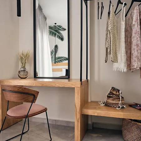 Bella Vista Building A - 100m From Solomos Square, By Zantewize 公寓 扎金索斯镇